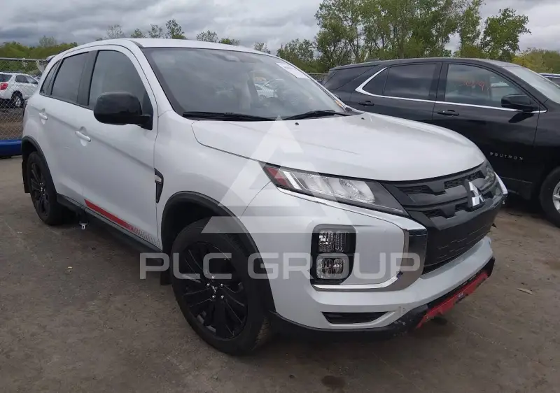 2024 Mitsubishi OUTLANDER фото