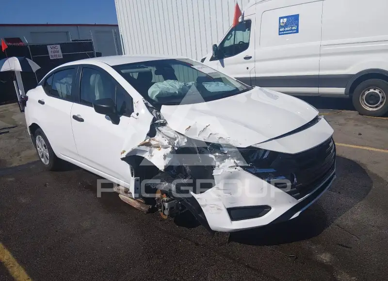 2024 Nissan VERSA photo