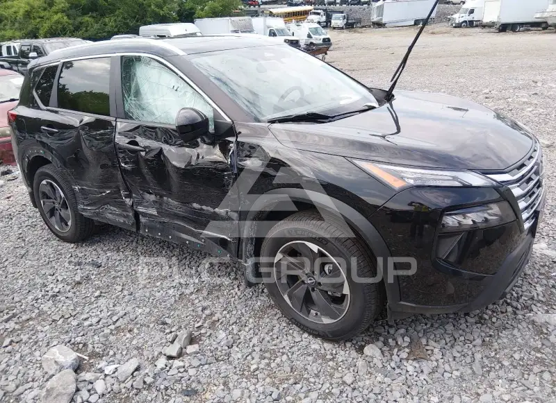 2024 Nissan ROGUE фото