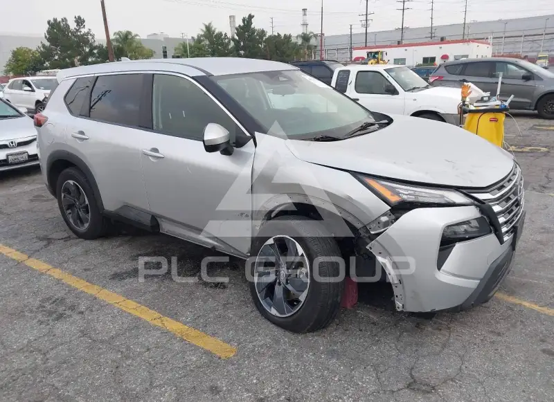 2024 Nissan ROGUE фото