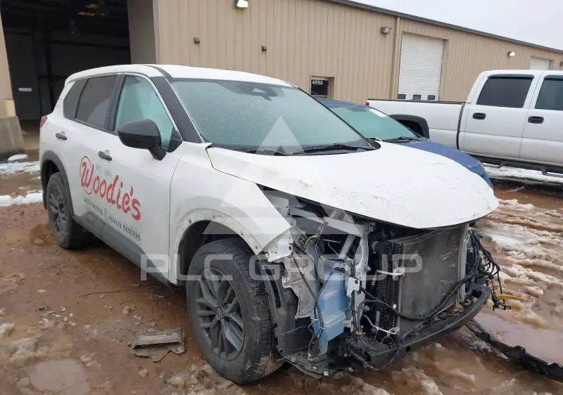 2024 Nissan ROGUE photo