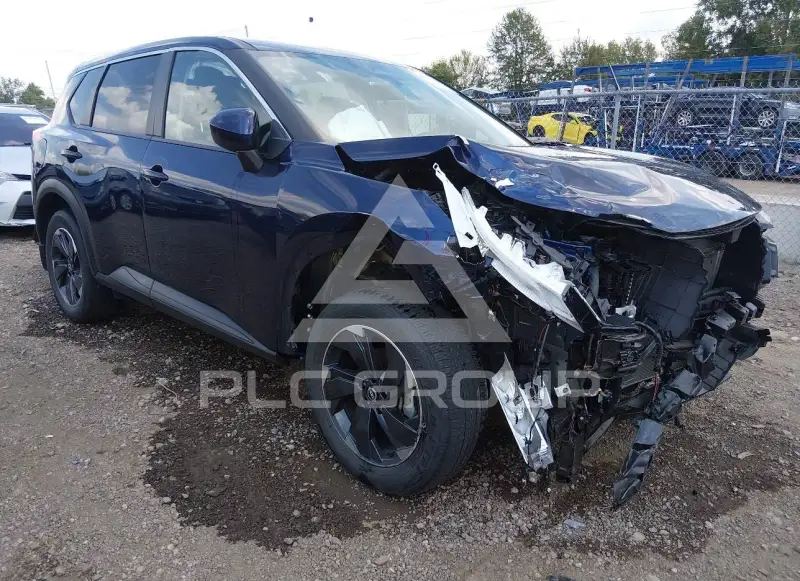 2024 Nissan ROGUE photo