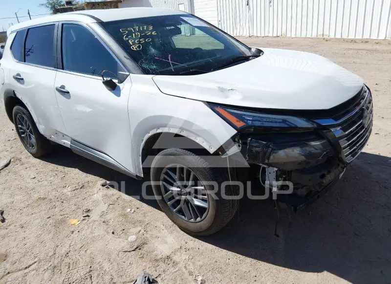 2024 Nissan ROGUE фото