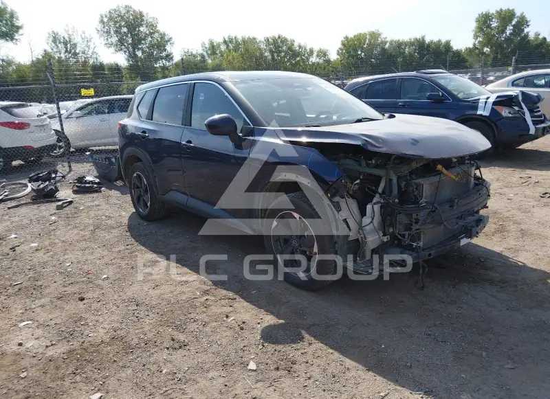 2024 Nissan ROGUE photo