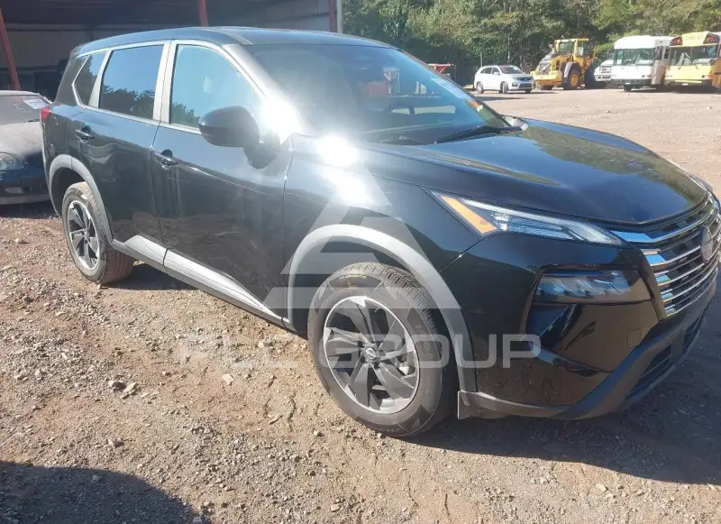 2024 Nissan ROGUE фото