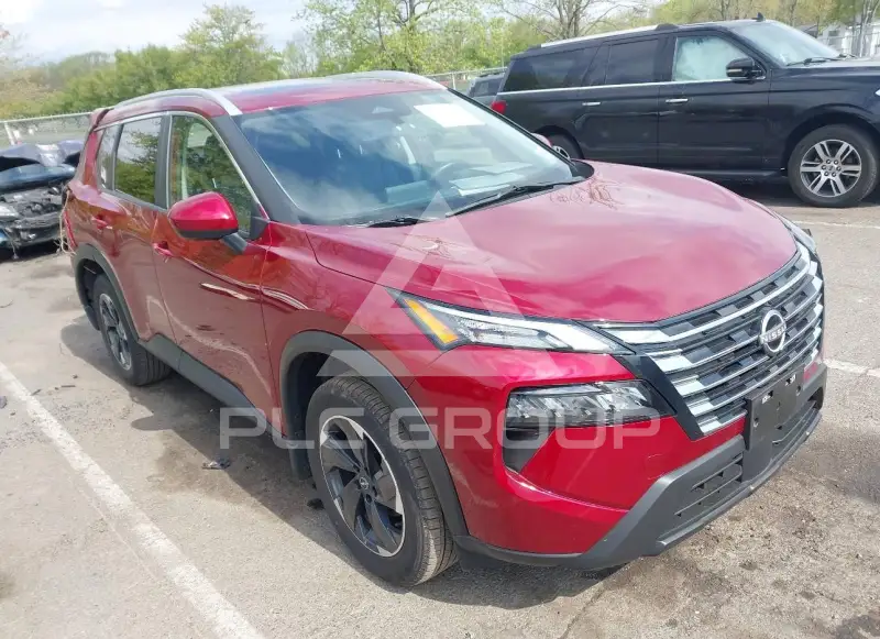 2024 Nissan ROGUE photo