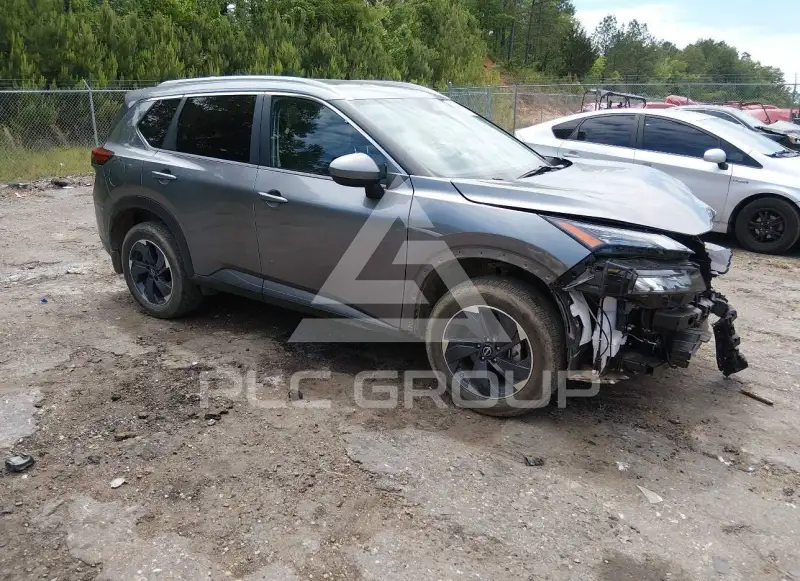 2024 Nissan ROGUE photo