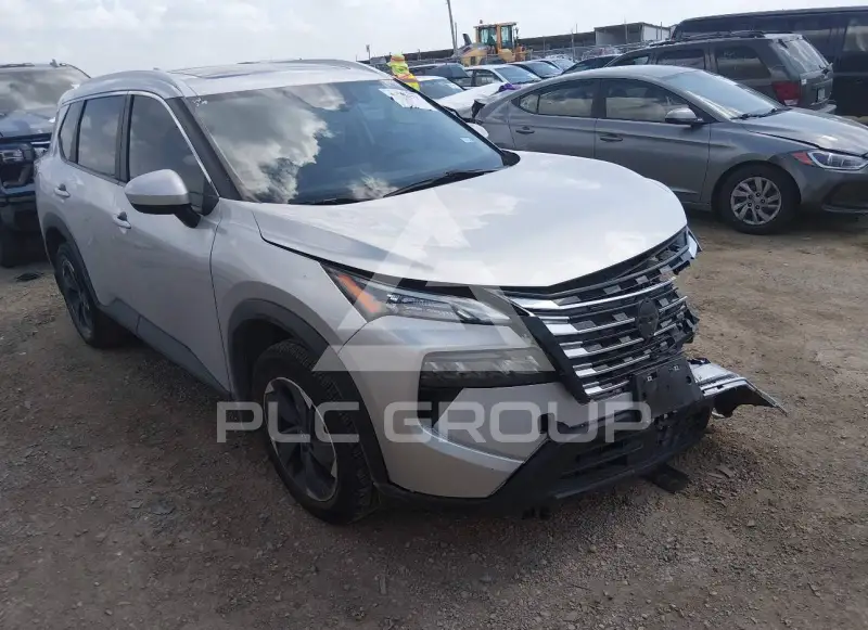 2024 Nissan ROGUE фото