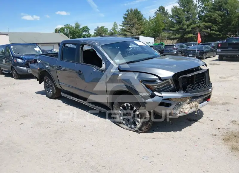 2024 Nissan TITAN photo
