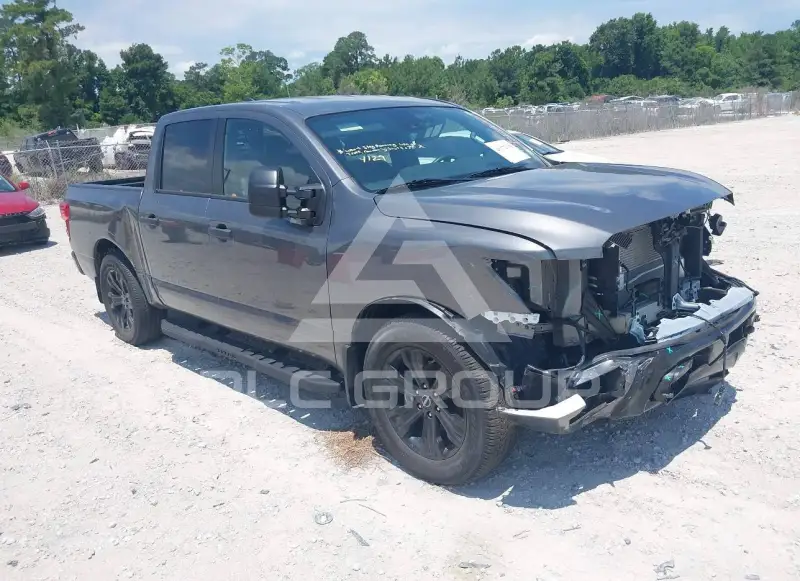 2024 Nissan TITAN photo