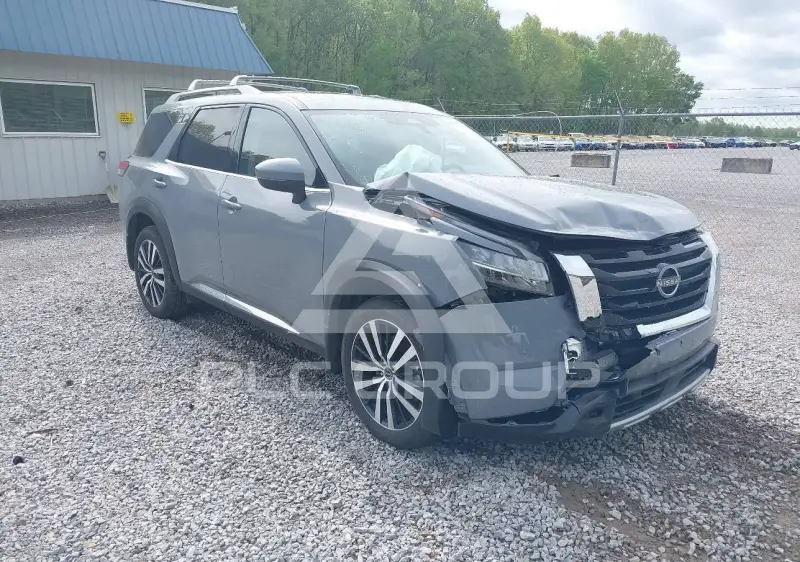 2024 Nissan PATHFINDER photo