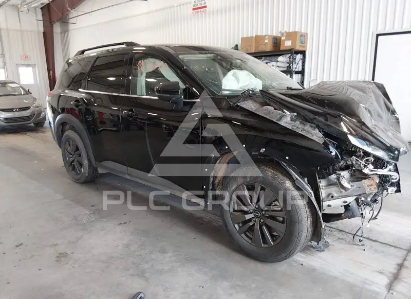 2024 Nissan PATHFINDER photo