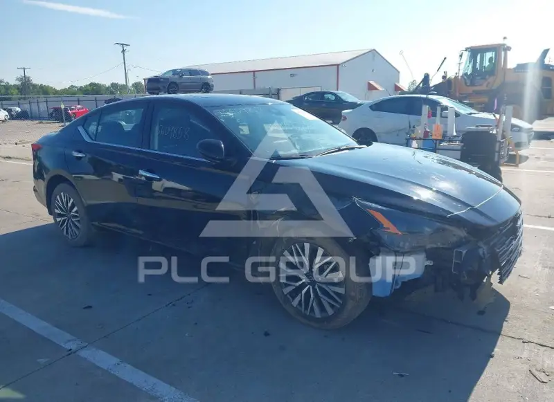 2024 Nissan ALTIMA photo
