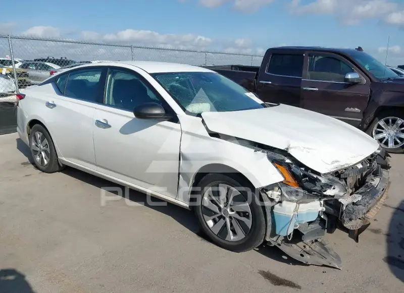 2024 Nissan ALTIMA photo
