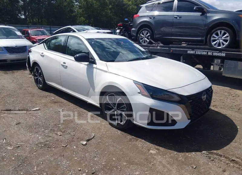 2024 Nissan ALTIMA photo