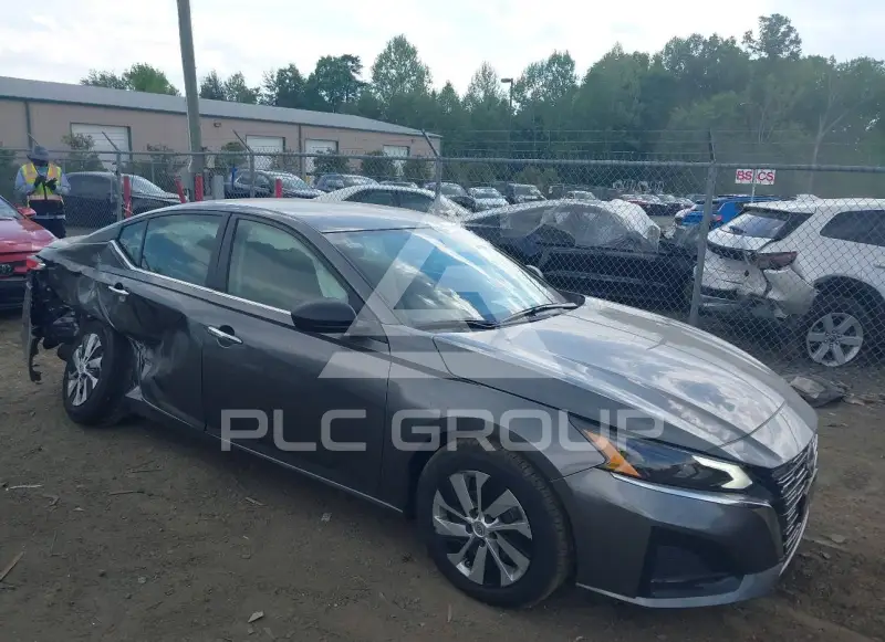 2024 Nissan ALTIMA photo