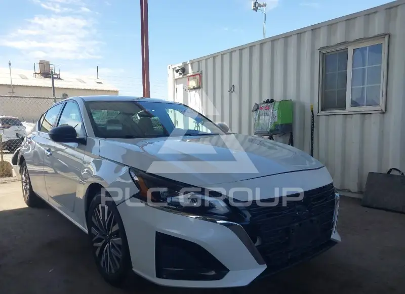 2024 Nissan ALTIMA photo