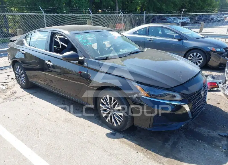 2024 Nissan ALTIMA photo