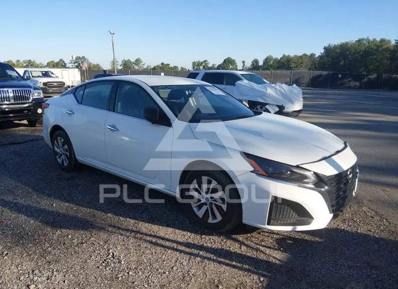 2024 Nissan ALTIMA photo