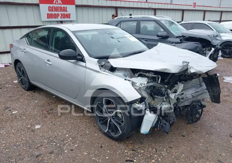 2024 Nissan ALTIMA photo