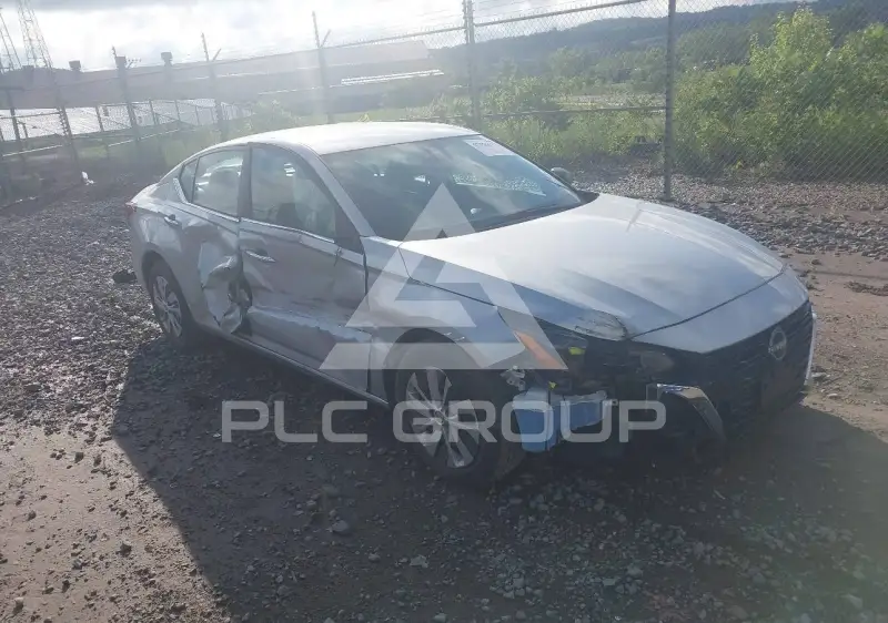 2024 Nissan ALTIMA photo