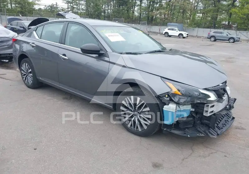 2024 Nissan ALTIMA photo