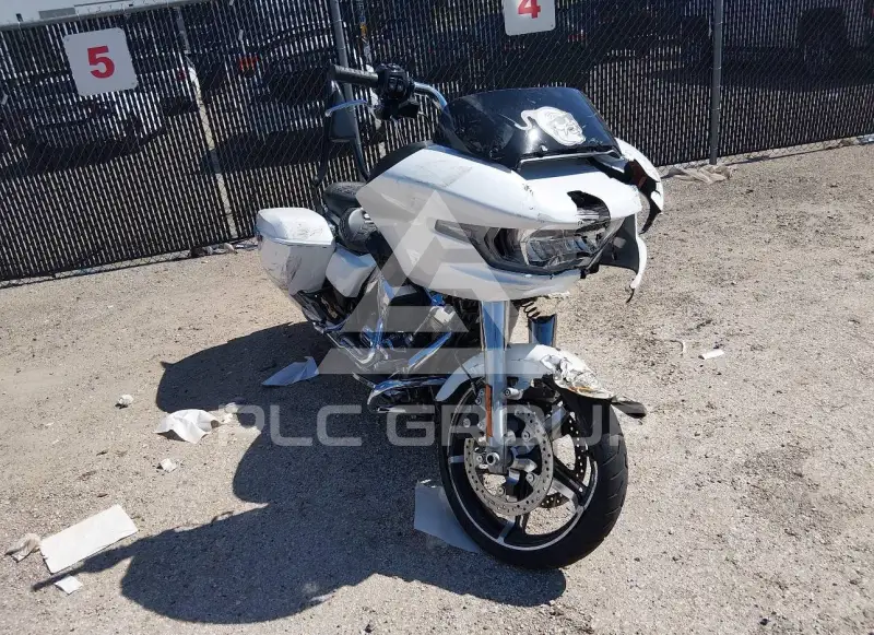2024 Harley-Davidson FLTRX фото