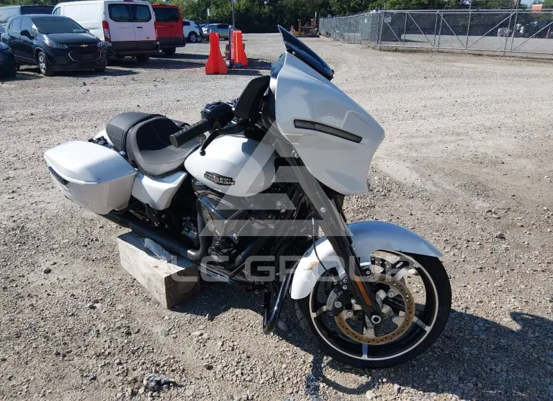 2024 Harley-Davidson FLHX фото