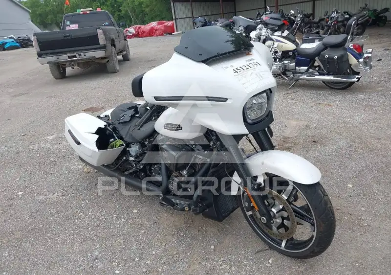 2024 Harley-Davidson FLHX фото