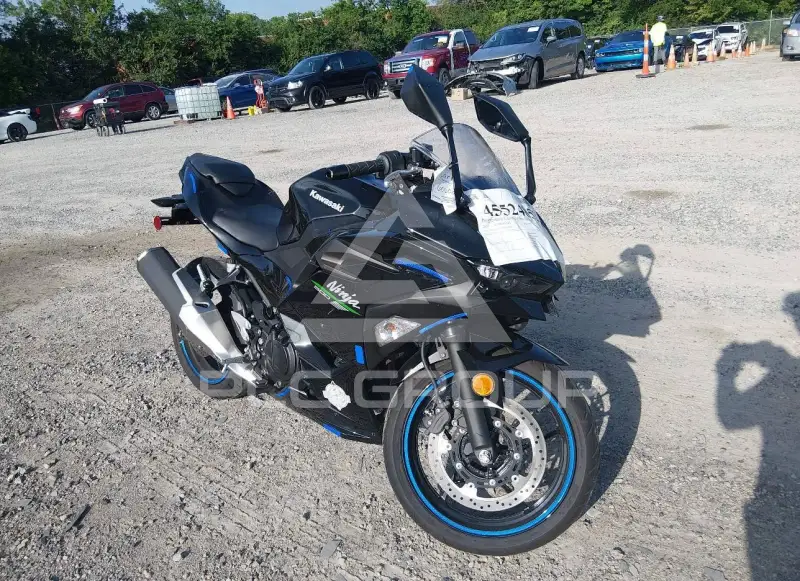 2024 Kawasaki EX500 фото