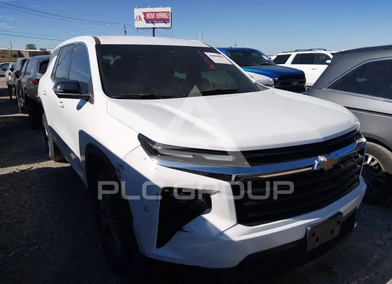 2024 Chevrolet TRAVERSE photo