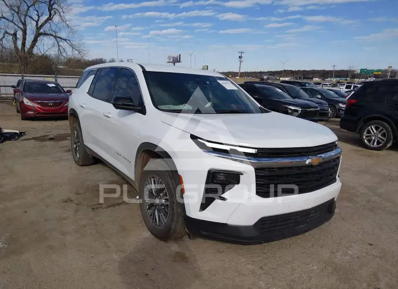 2024 Chevrolet TRAVERSE photo