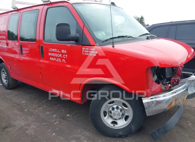 2024 Chevrolet EXPRESS фото