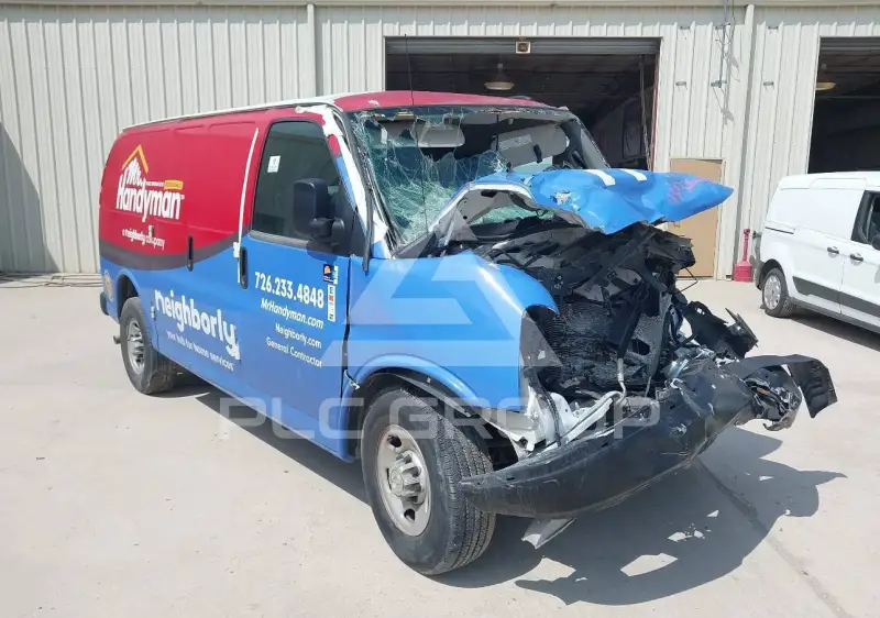 2024 Chevrolet EXPRESS фото