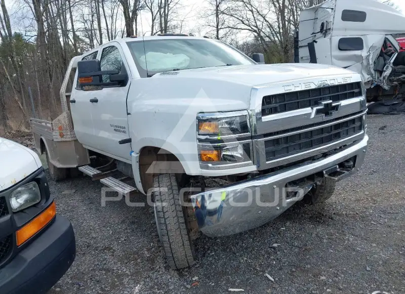 2024 Chevrolet SILVERADO фото