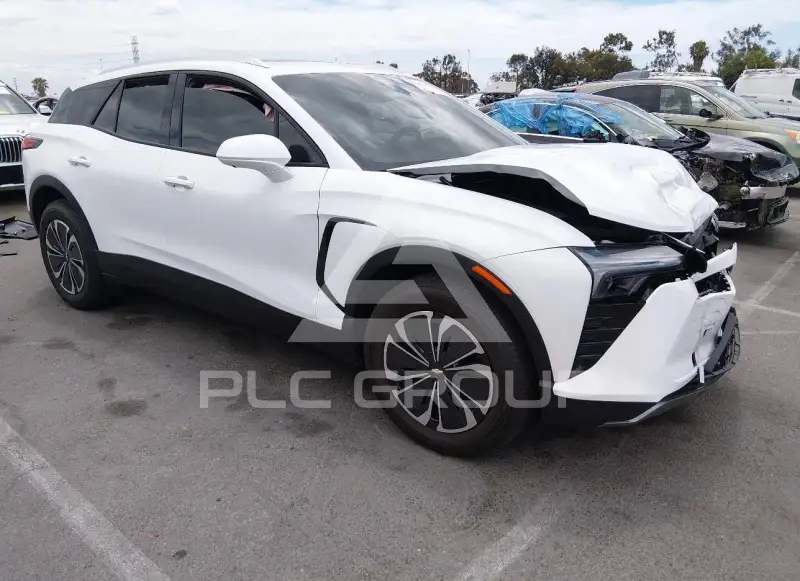 2024 Chevrolet BLAZER фото
