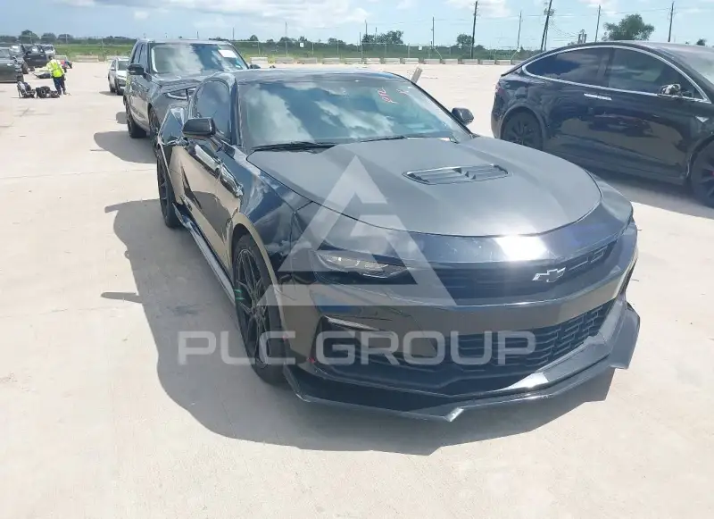 2024 Chevrolet Camaro фото