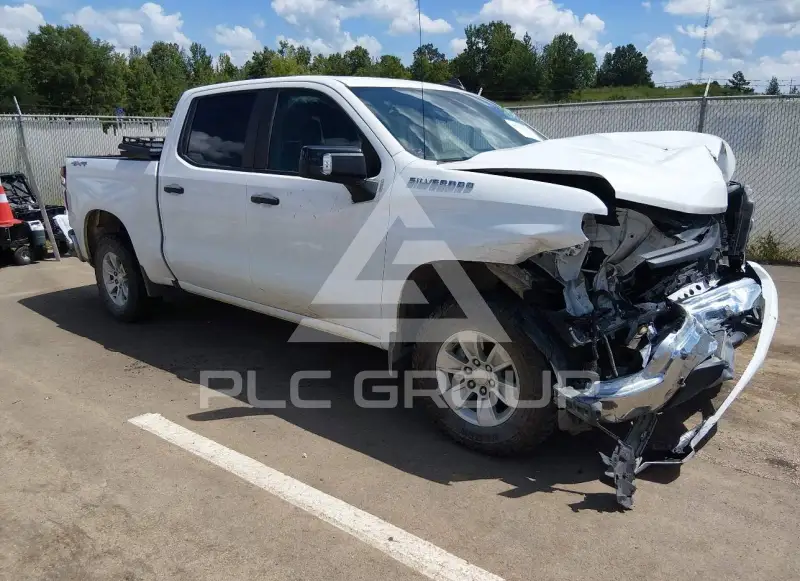 2024 Chevrolet Silverado photo