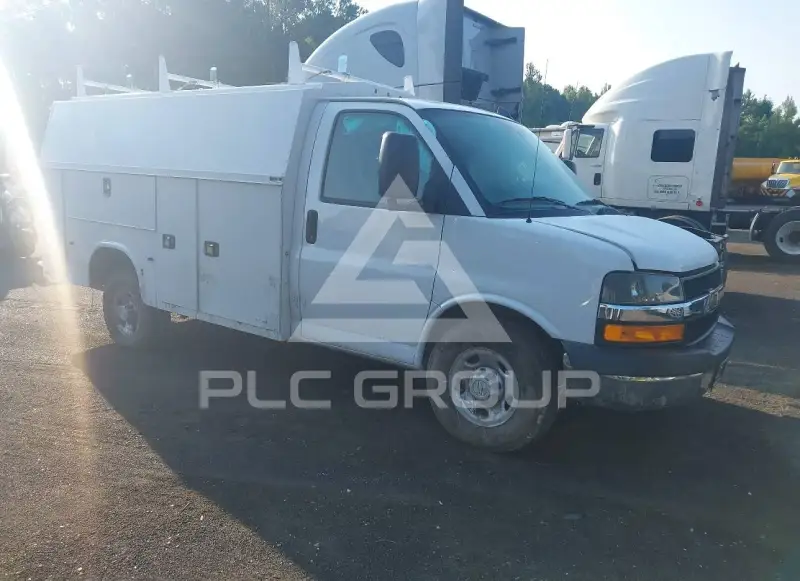 2024 Chevrolet Express photo
