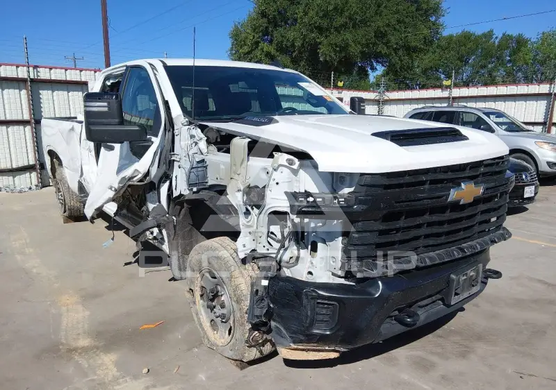 2024 Chevrolet Silverado фото