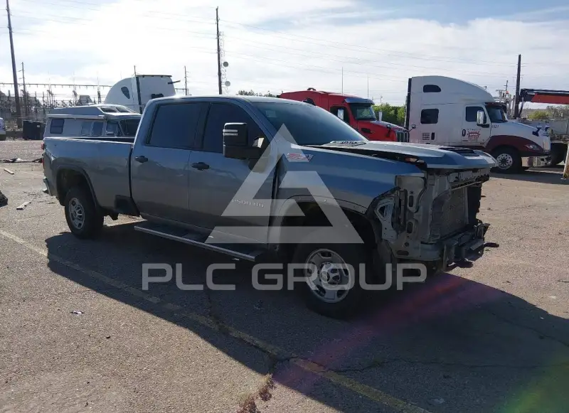 2024 Chevrolet Silverado photo