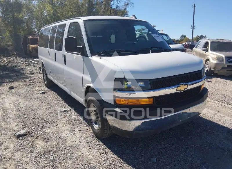 2024 Chevrolet Express photo
