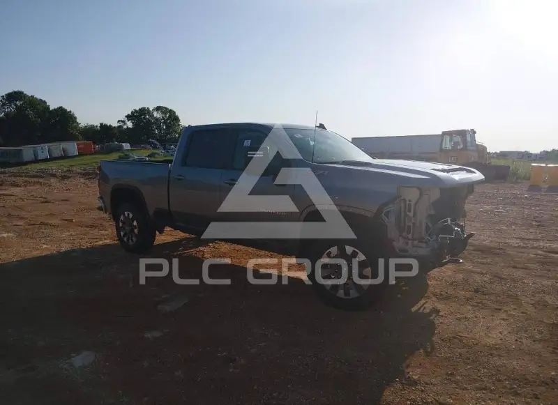 2024 Chevrolet Silverado фото