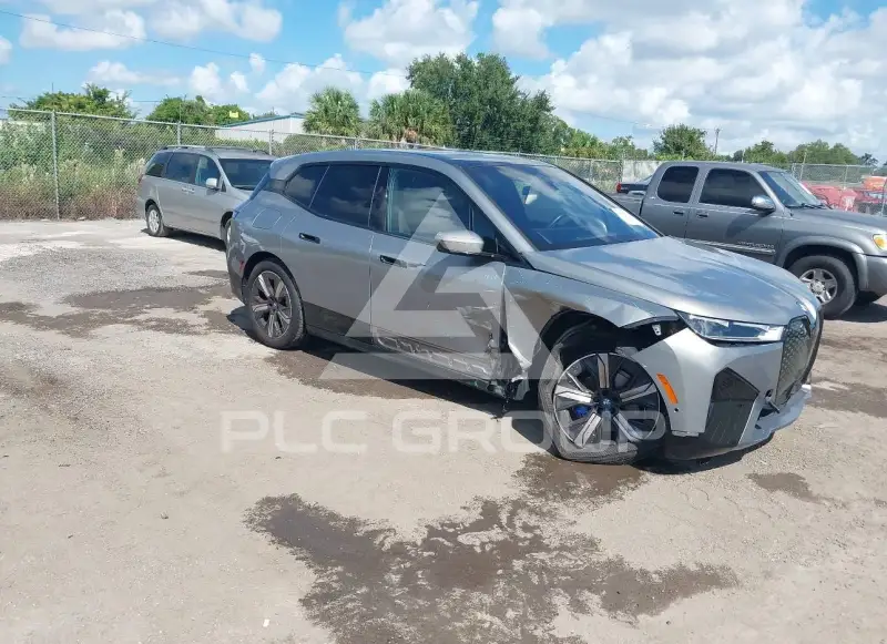 2024 BMW iX фото