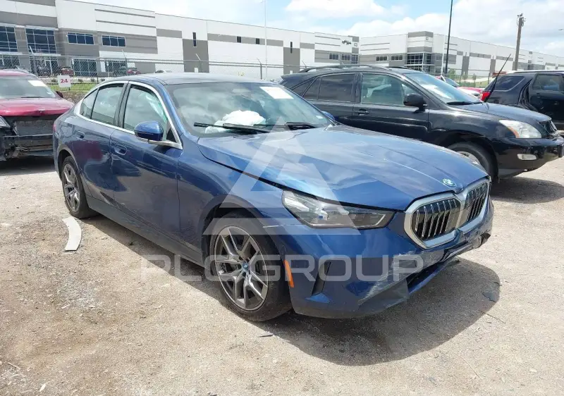 2024 BMW I5 фото