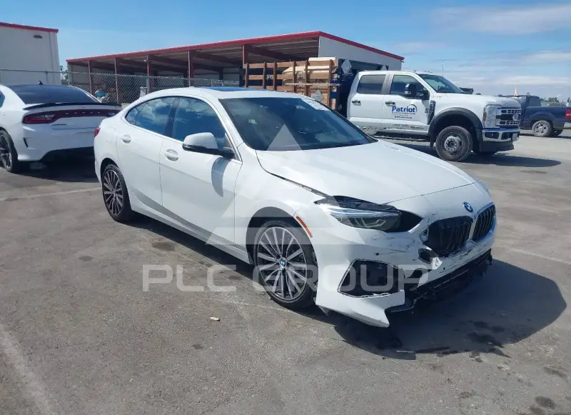2024 BMW 228 фото