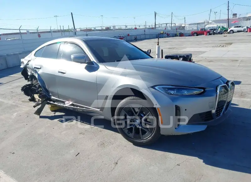 2024 BMW I4 фото