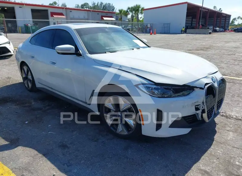 2024 BMW I4 фото
