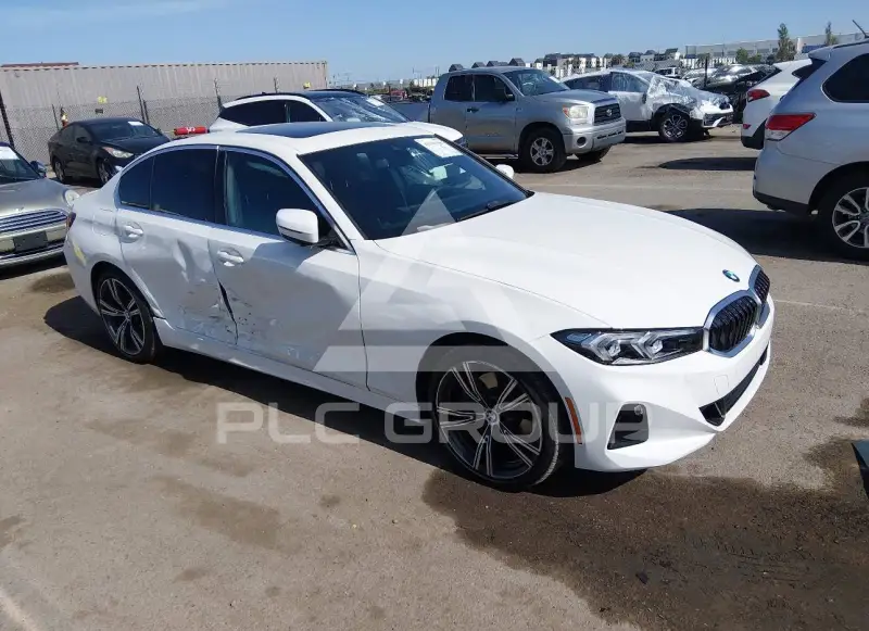2024 BMW 330 фото