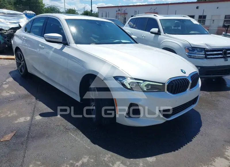 2024 BMW 330 photo